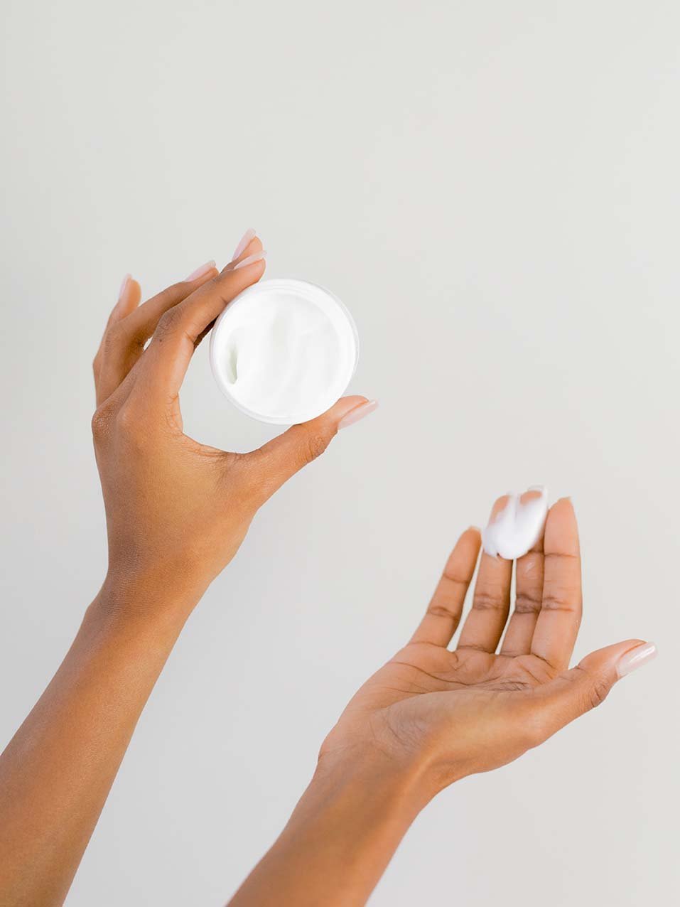 9 Best Natural Face Moisturizers With Organic Ingredients